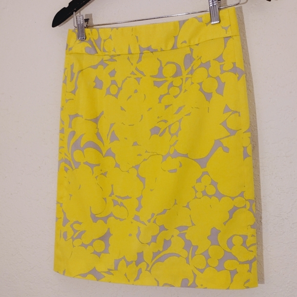 J. Crew Yellow & Gray Floral Pencil Skirt - Picture 4 of 6